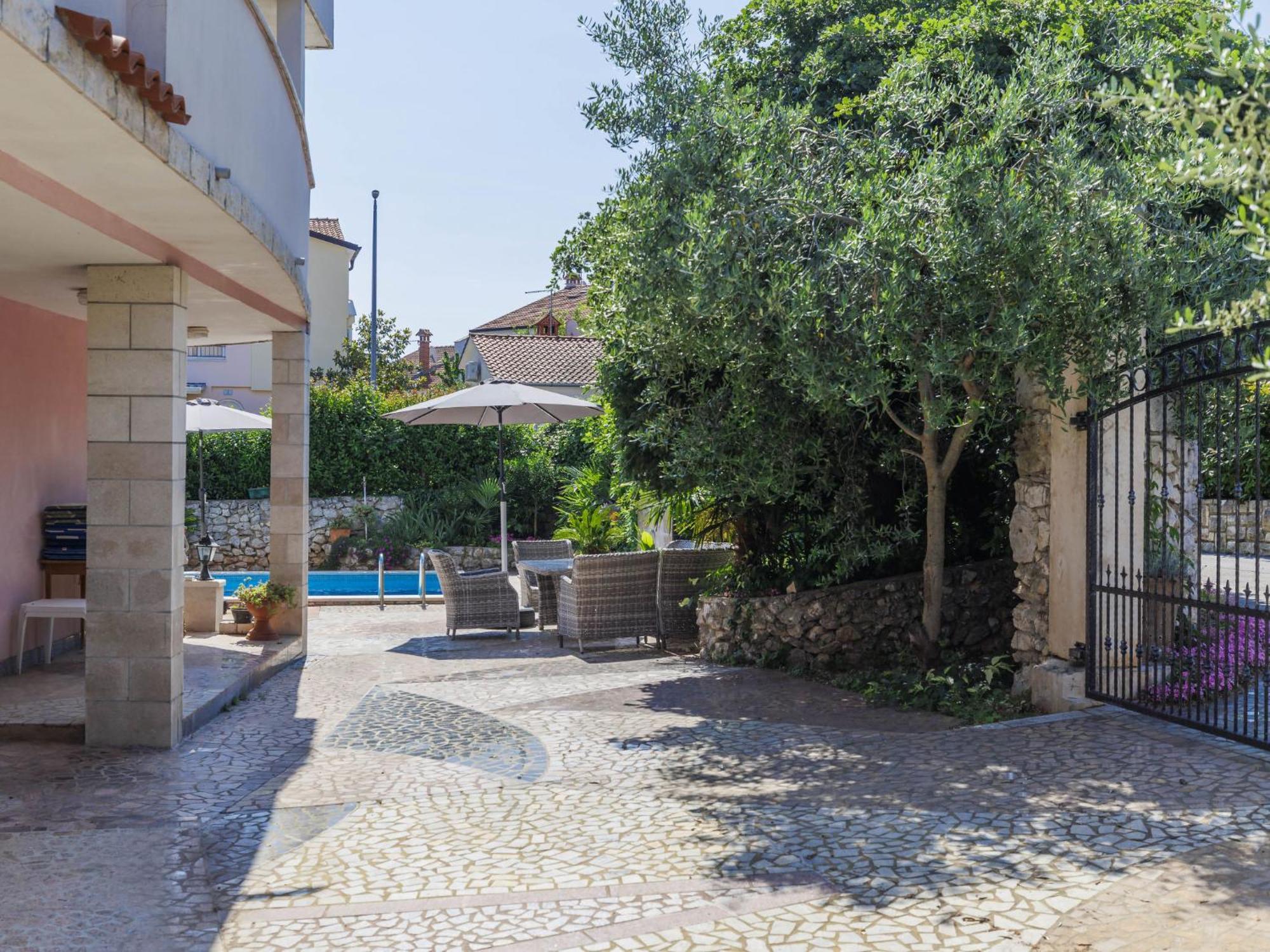 Apartment Romantika-1 By Interhome Rovinj Eksteriør billede